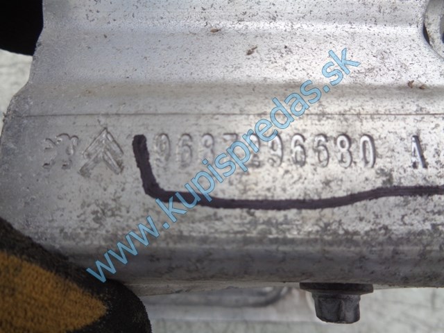 predná výstuha nárazníka  na citroen c4 II, 9687296680